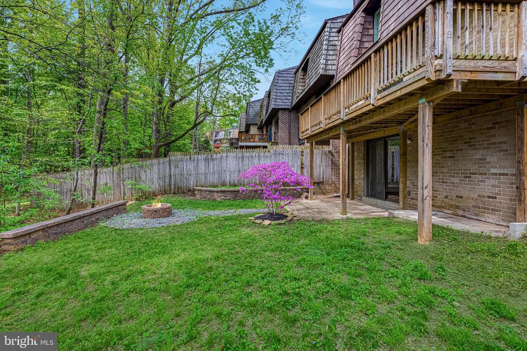 8042 INVERNESS RIDGE ROAD
