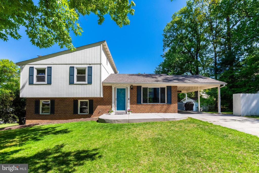 13201 WILTON OAKS DRIVE
