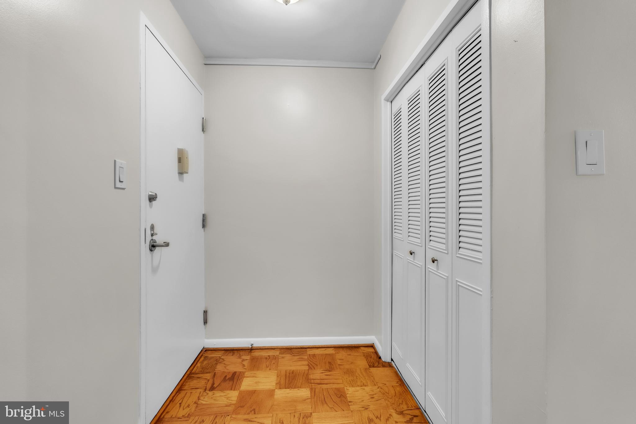 10401 GROSVENOR PLACE 410