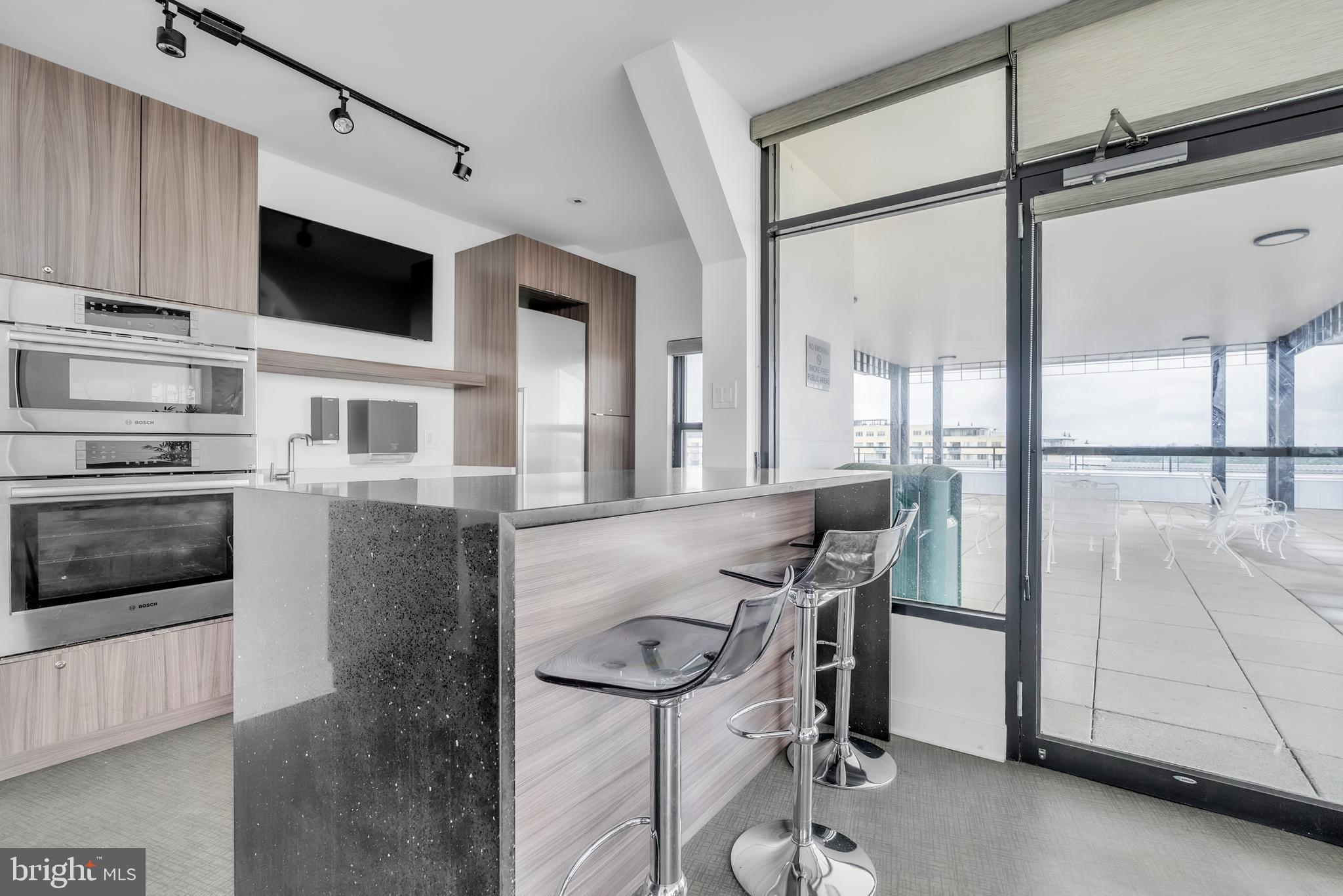 10401 GROSVENOR PLACE 410