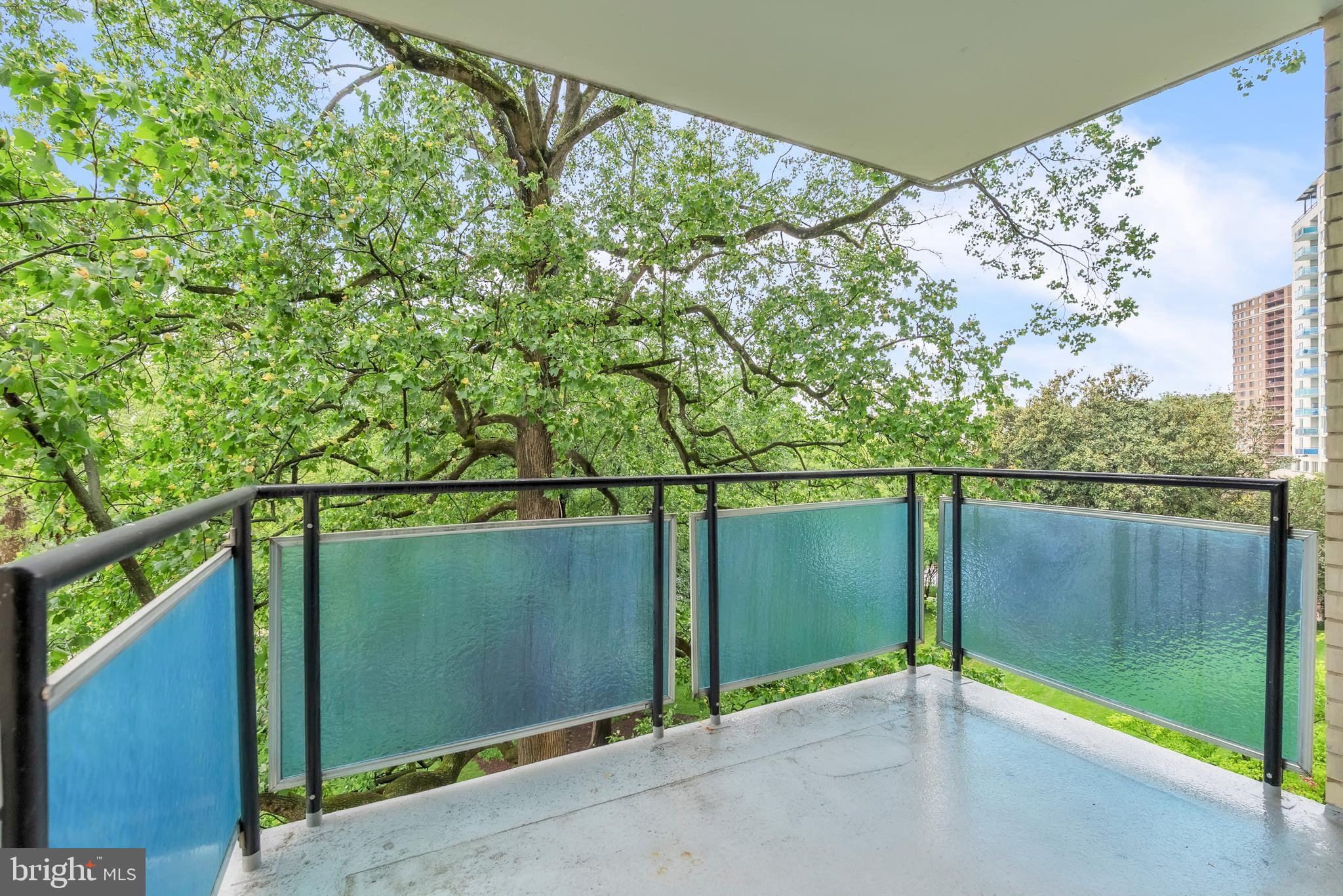 10401 GROSVENOR PLACE 410