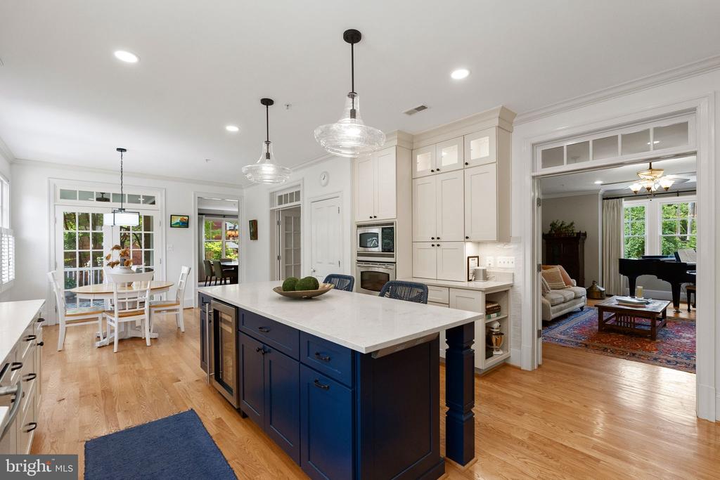 7032 WILSON LANE