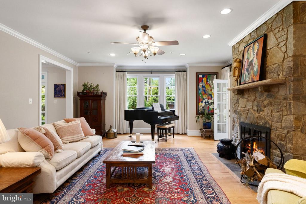 7032 WILSON LANE