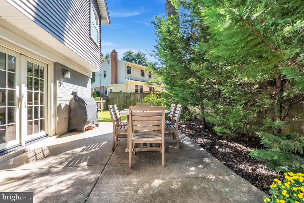 8710 YARMOUTH COURT