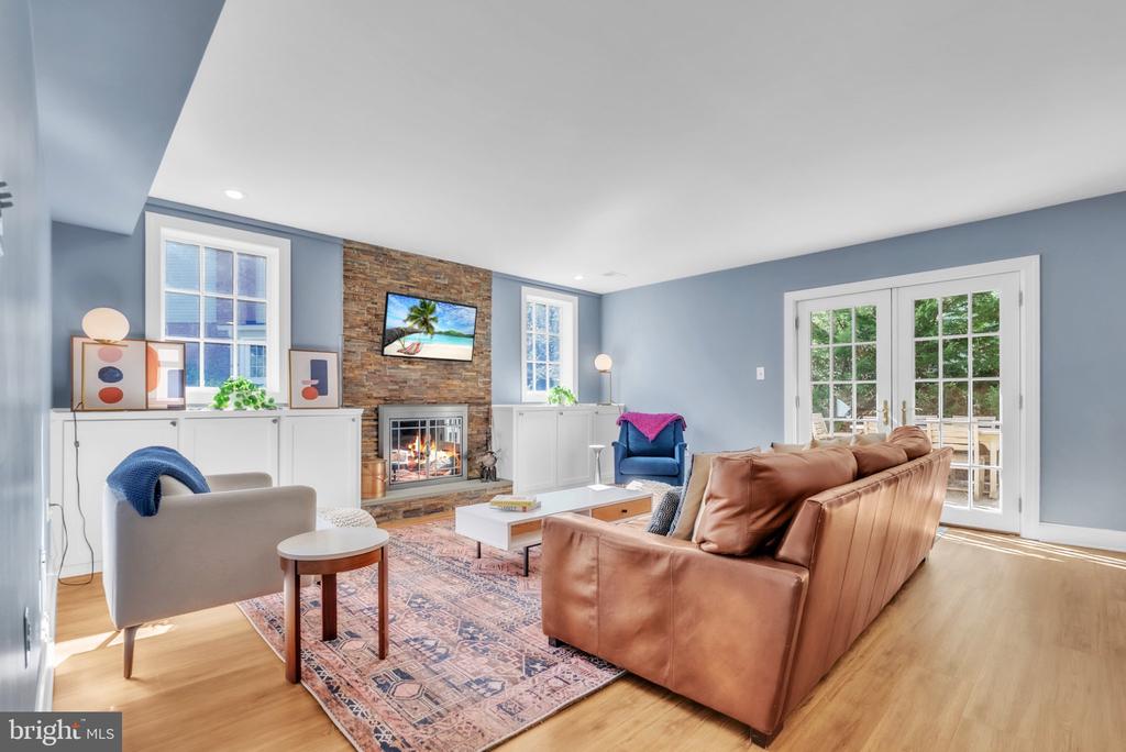 8710 YARMOUTH COURT