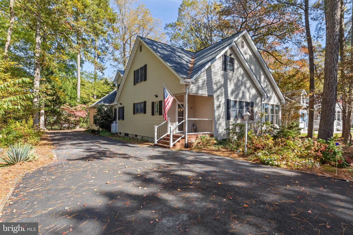 33 Boston Dr