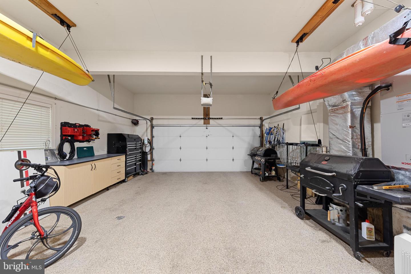 33 Boston Dr