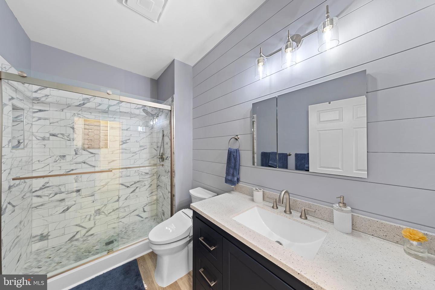 33 Boston Dr