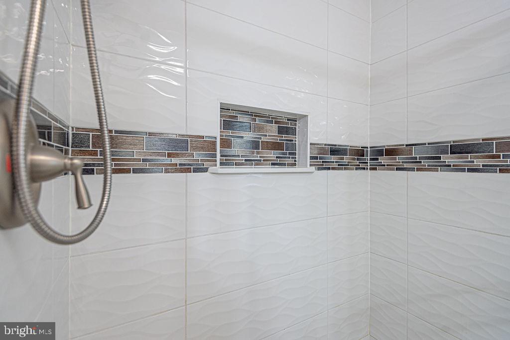 14 Sundial Cir