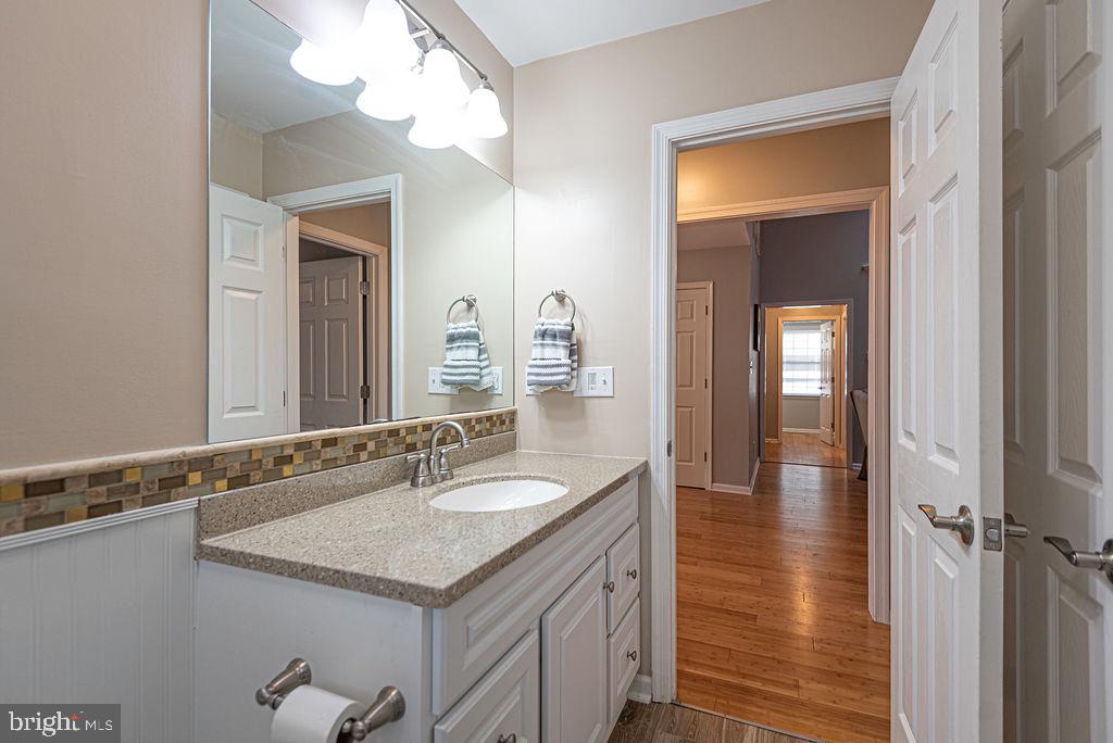 14 Sundial Cir