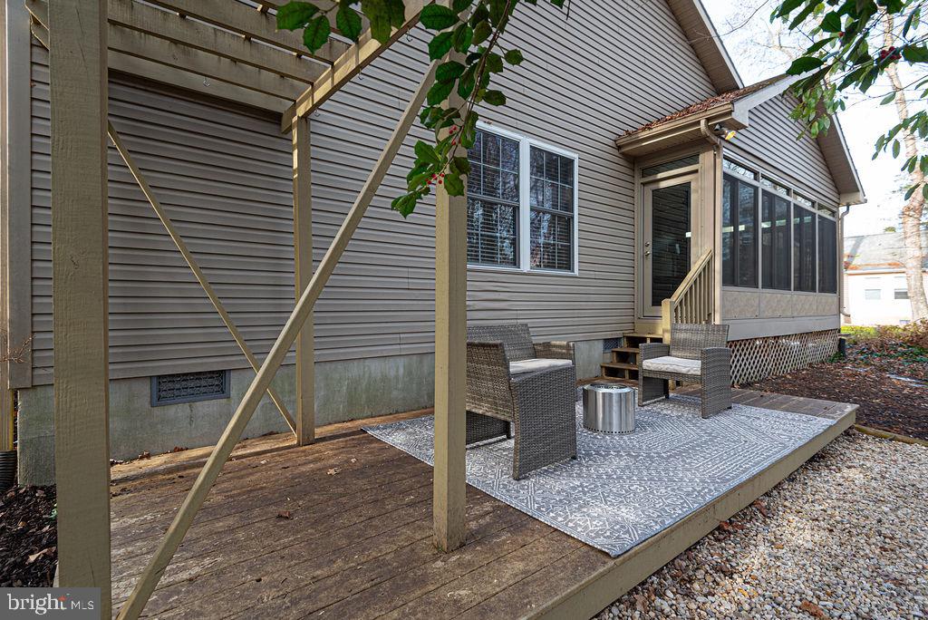 14 Sundial Cir