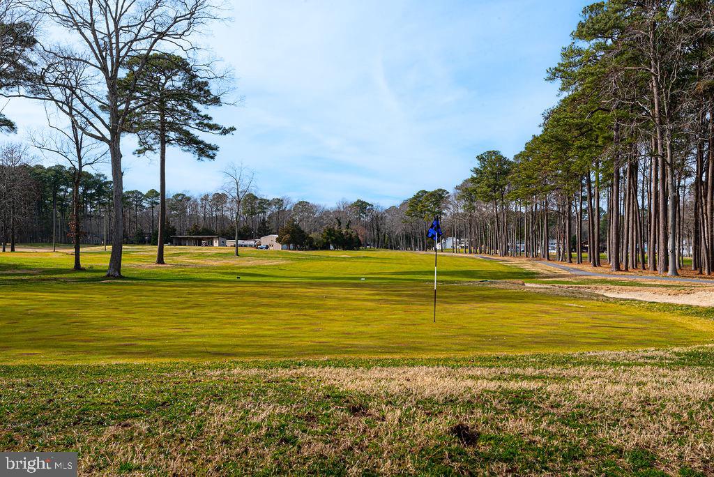 14 Sundial Cir