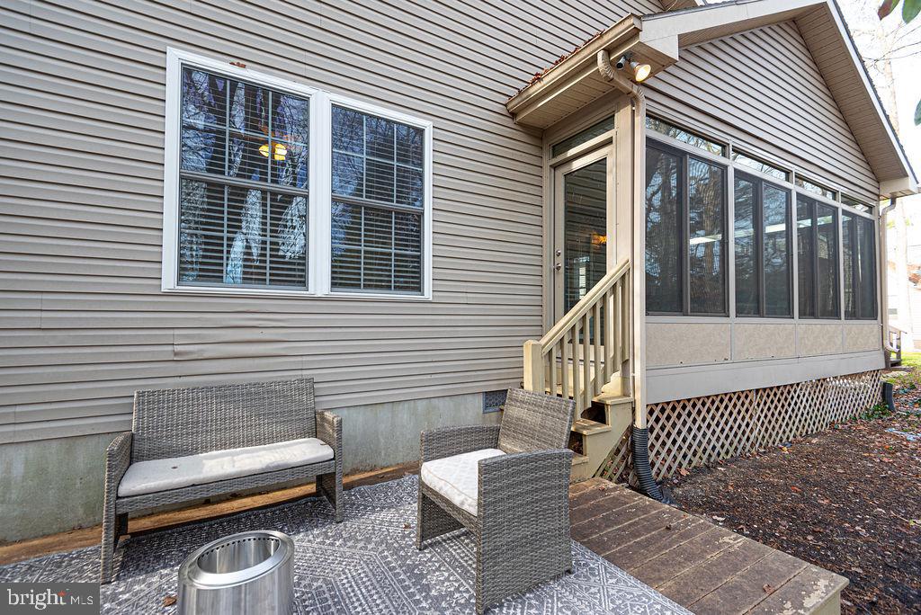 14 Sundial Cir