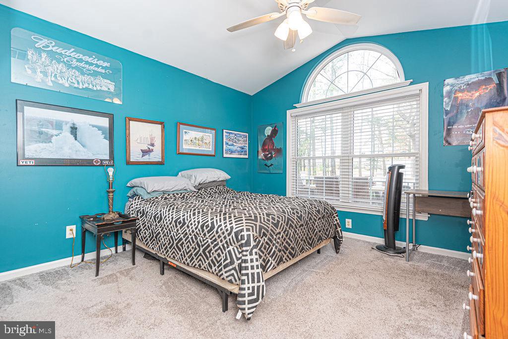 14 Sundial Cir