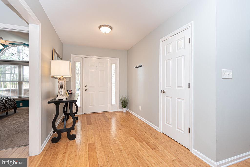 14 Sundial Cir