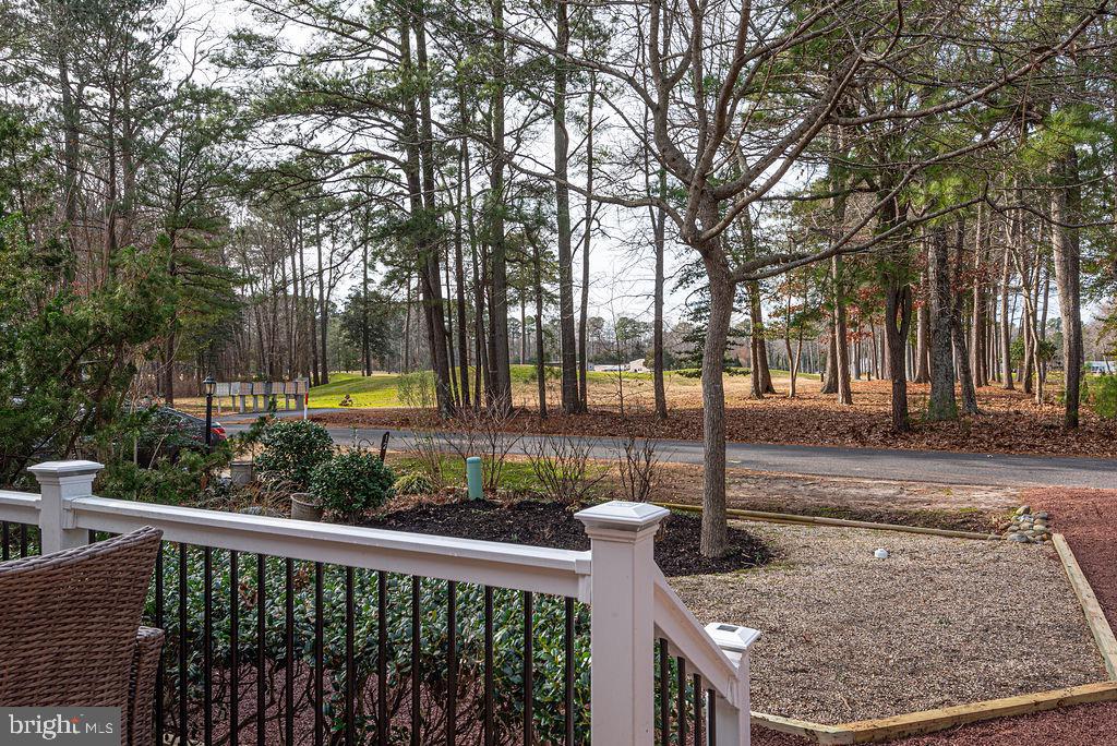 14 Sundial Cir