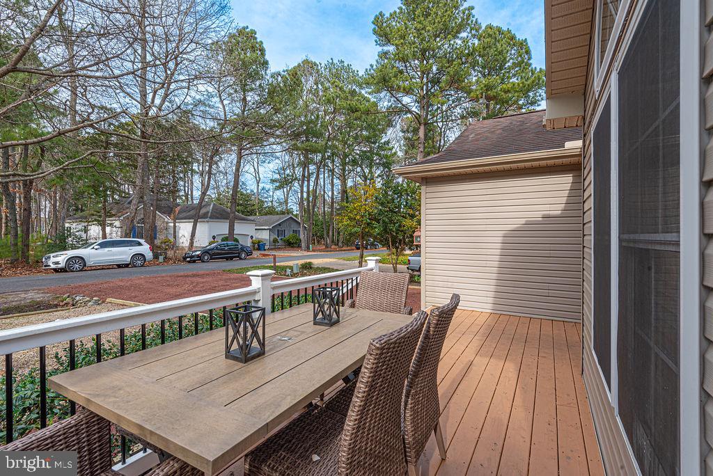 14 Sundial Cir