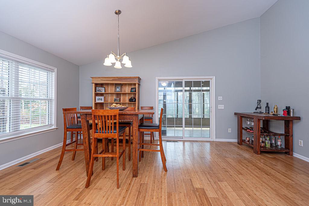 14 Sundial Cir