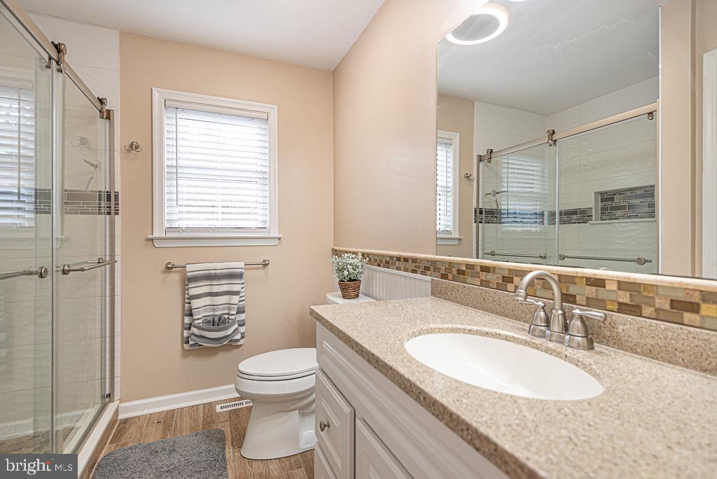 14 Sundial Cir