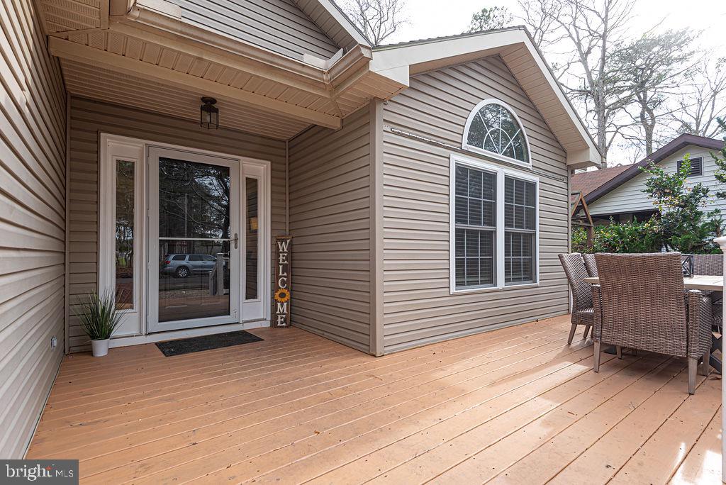 14 Sundial Cir