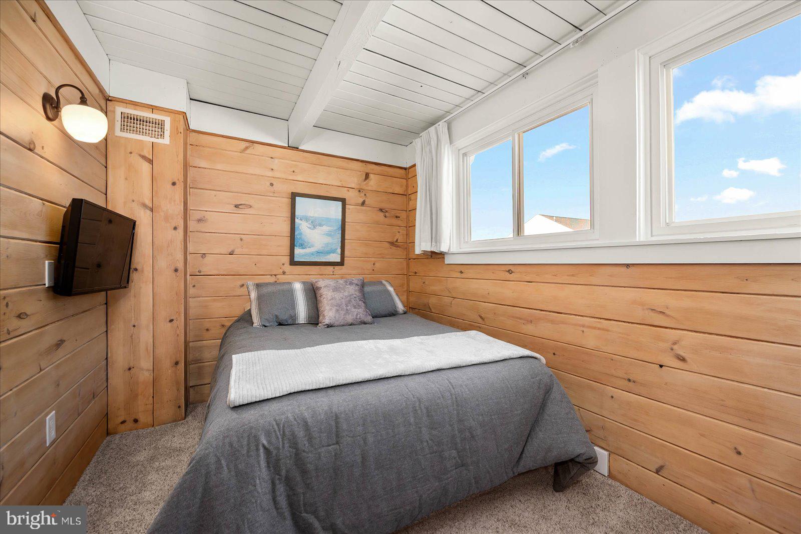 7103 Atlantic Ave #10