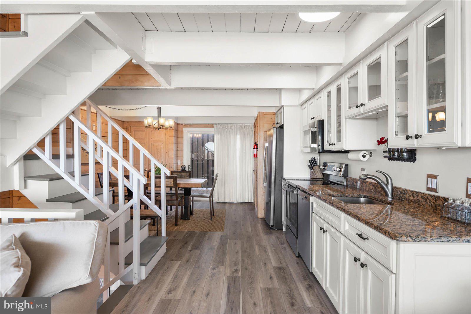 7103 Atlantic Ave #10