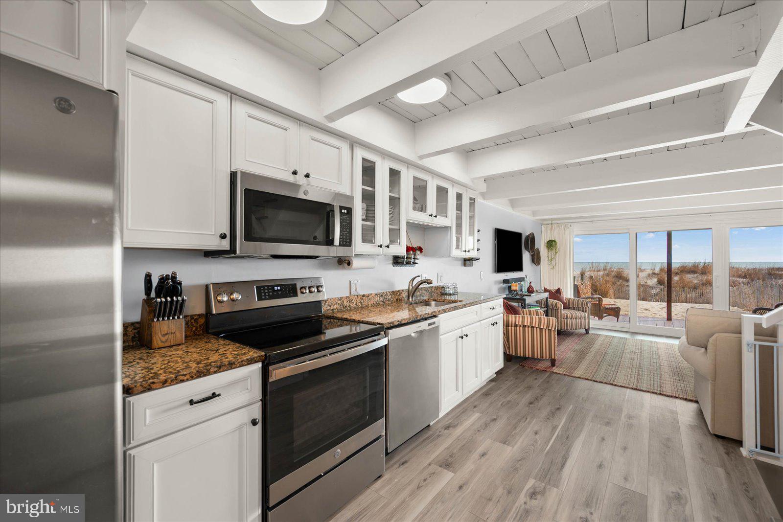 7103 Atlantic Ave #10