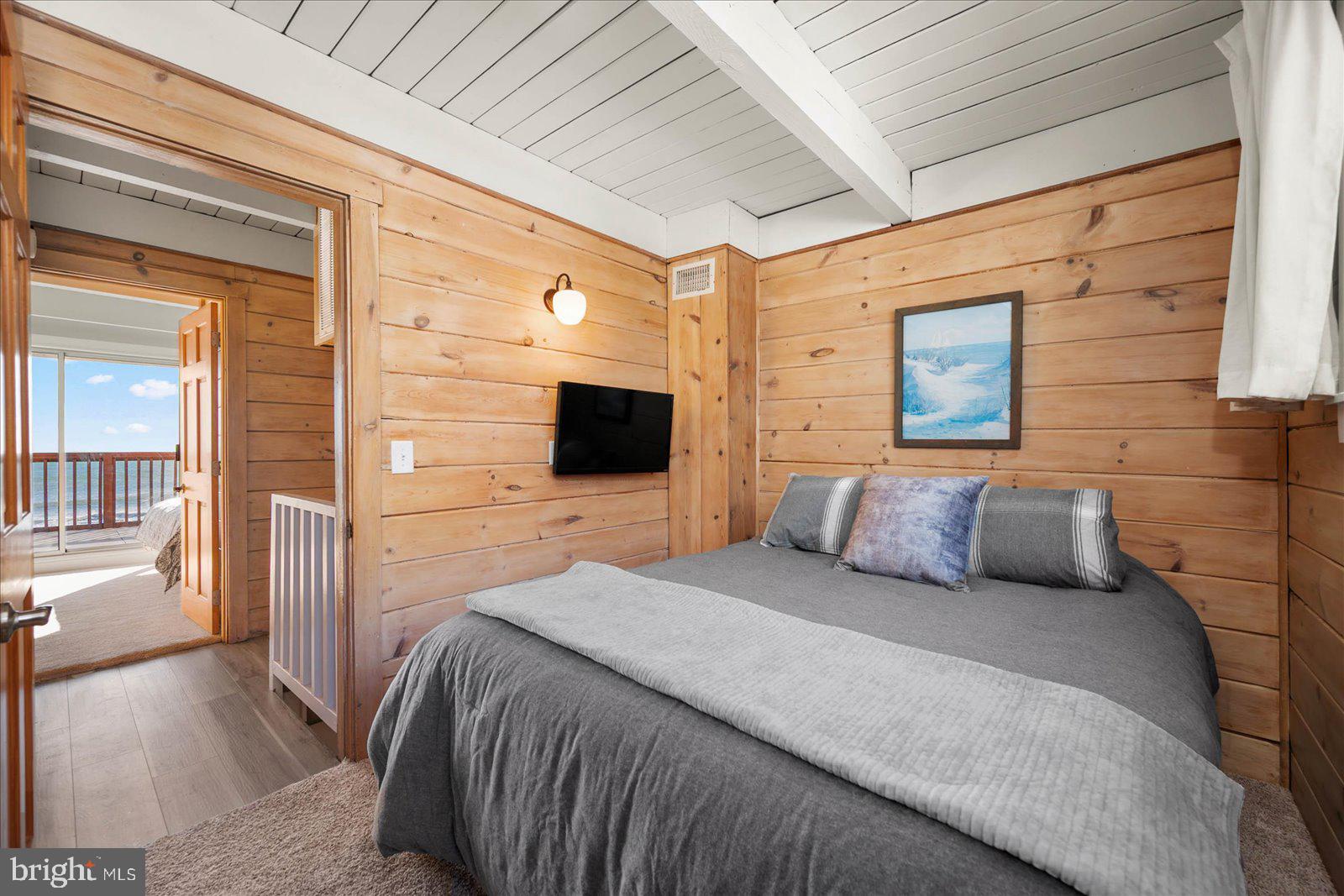 7103 Atlantic Ave #10