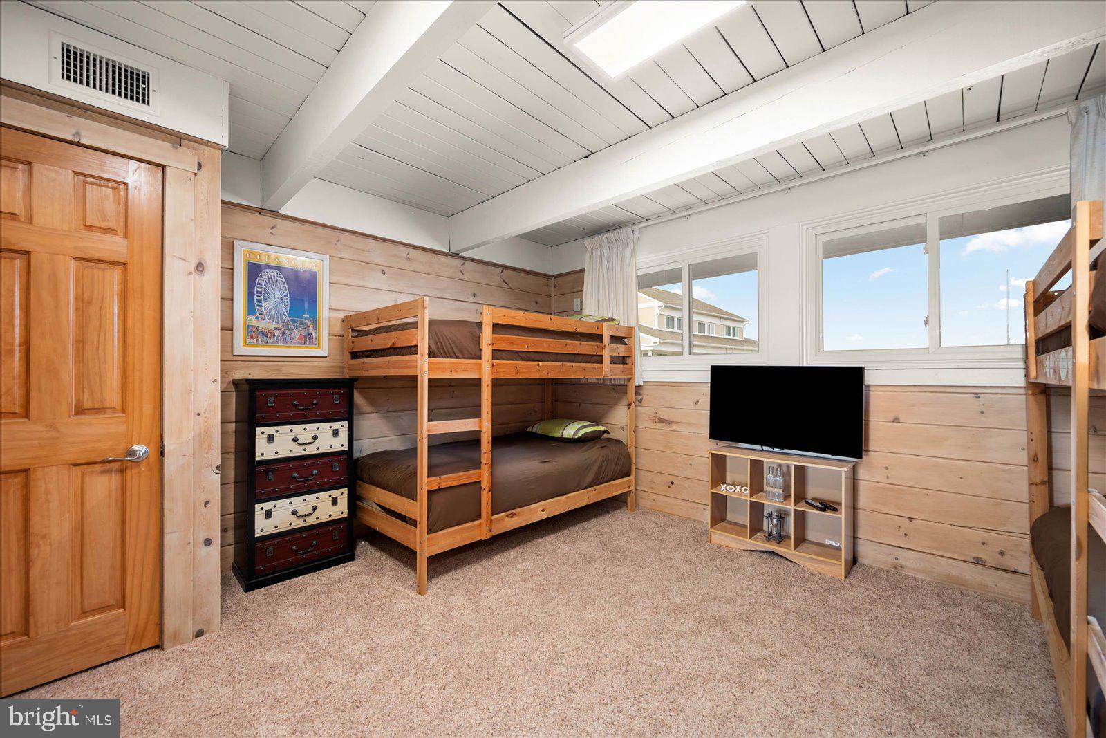 7103 Atlantic Ave #10