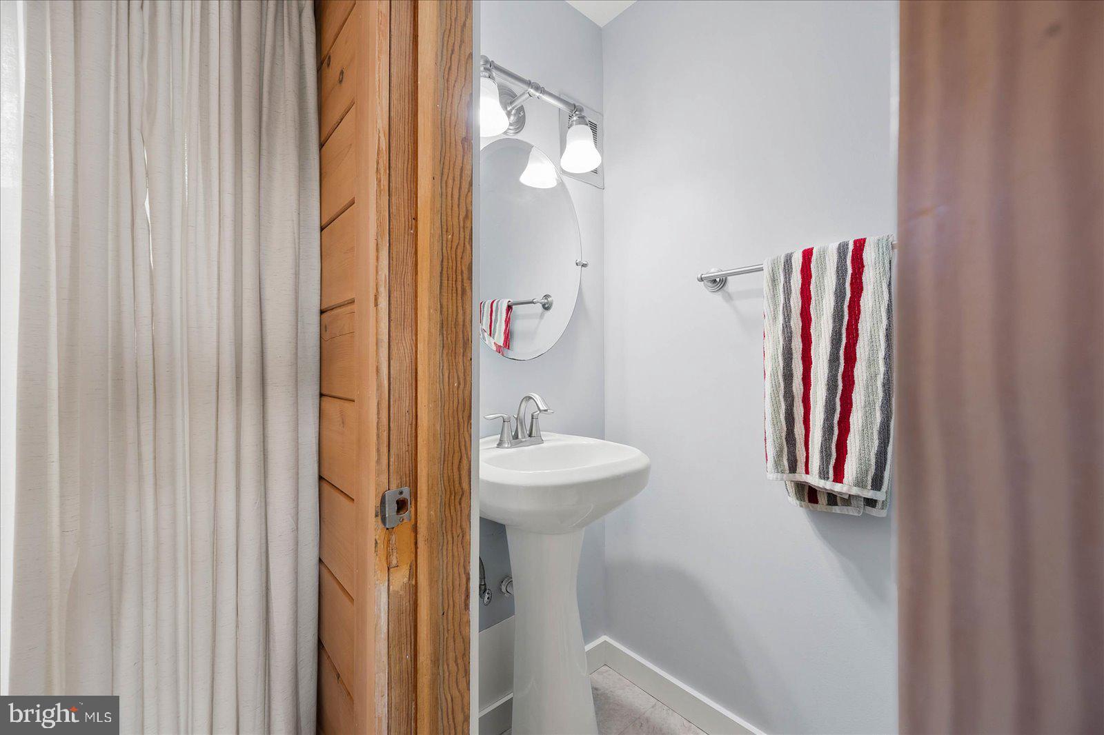 7103 Atlantic Ave #10