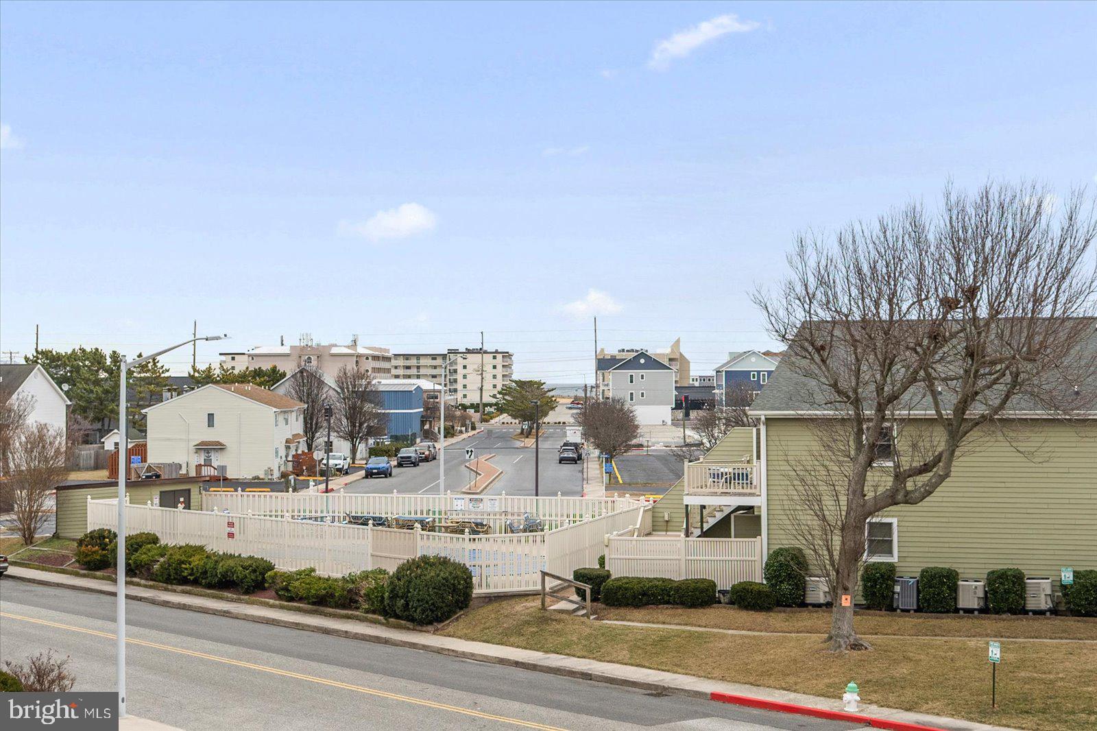 14411 Tunnel Ave #303