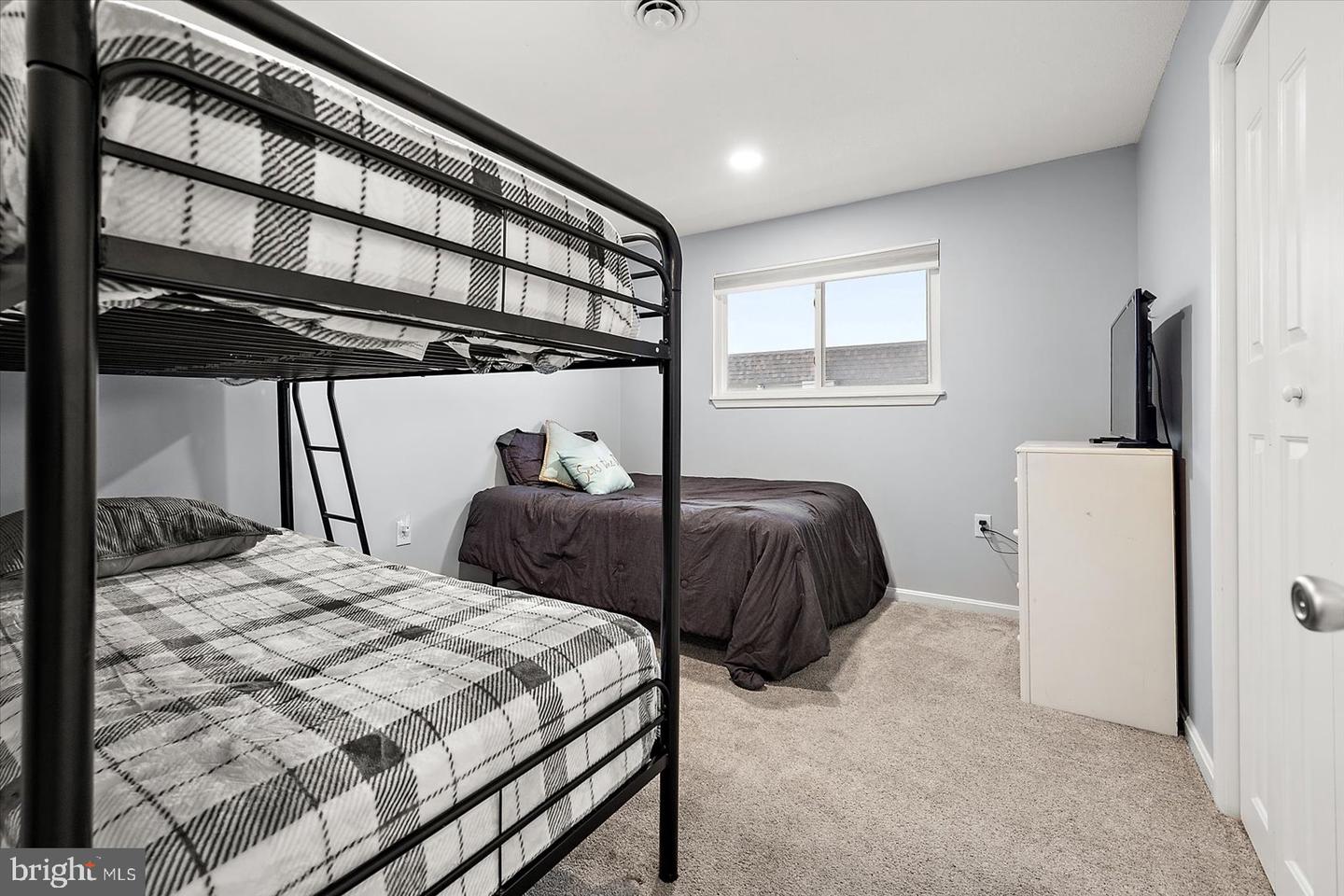 14411 Tunnel Ave #303