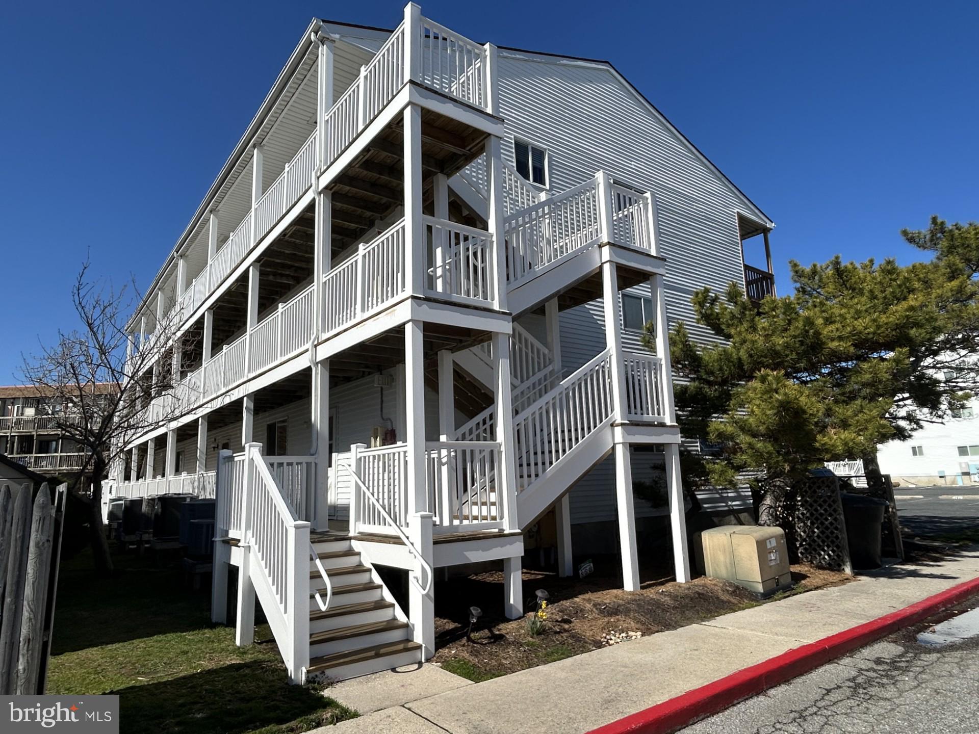 14411 Tunnel Ave #10101