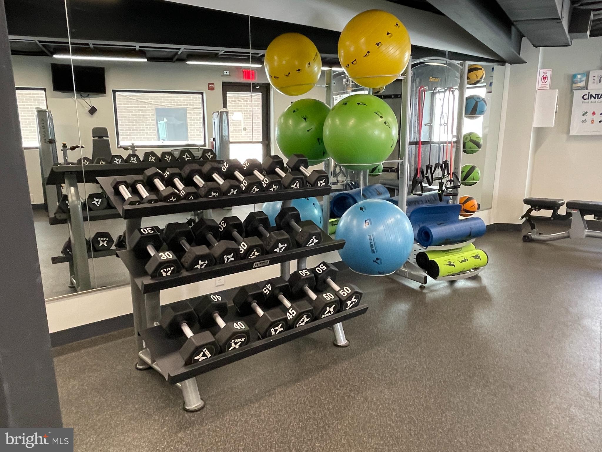 3800 Fairfax Dr #1601