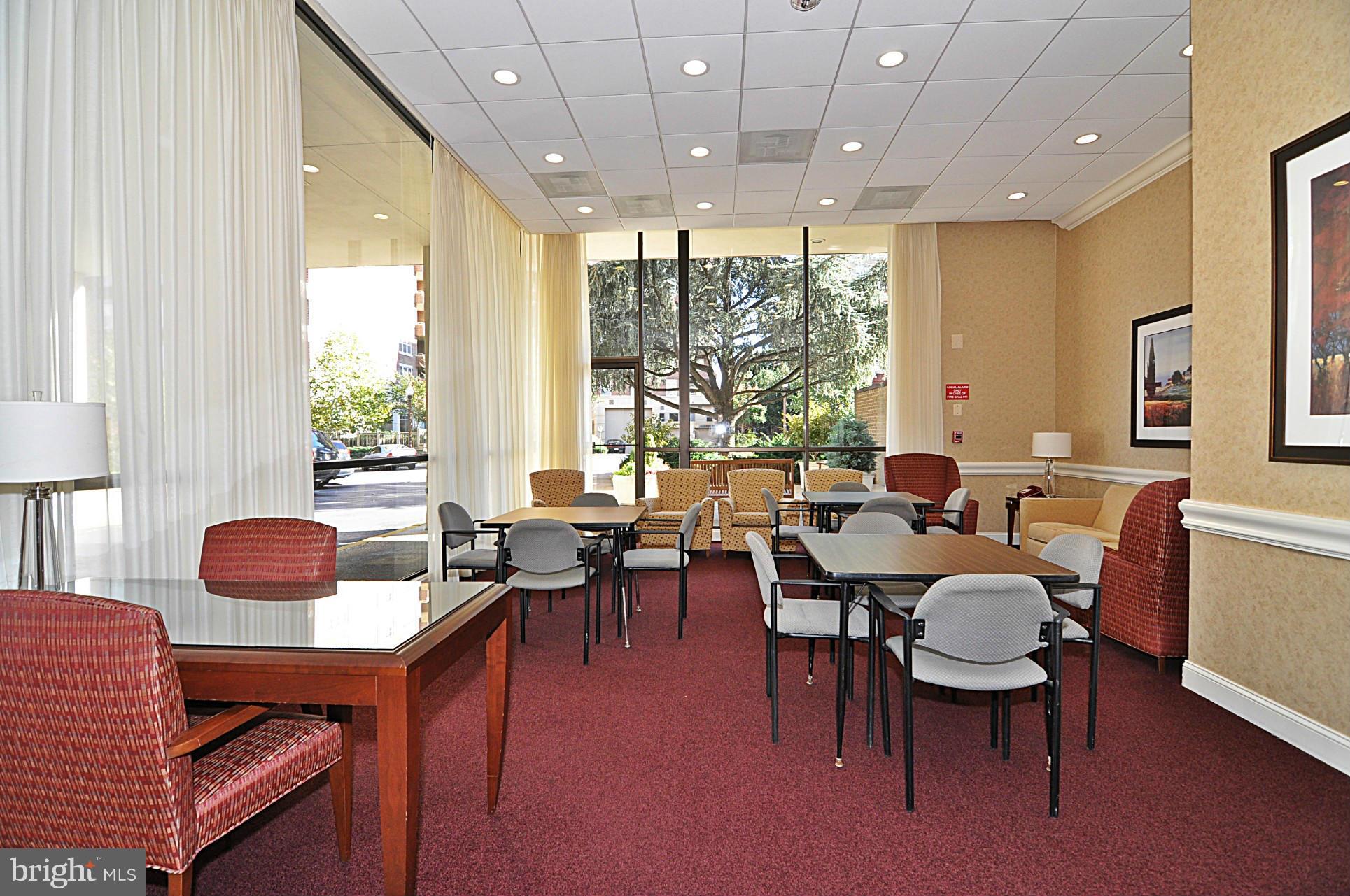 3800 Fairfax Dr #1601