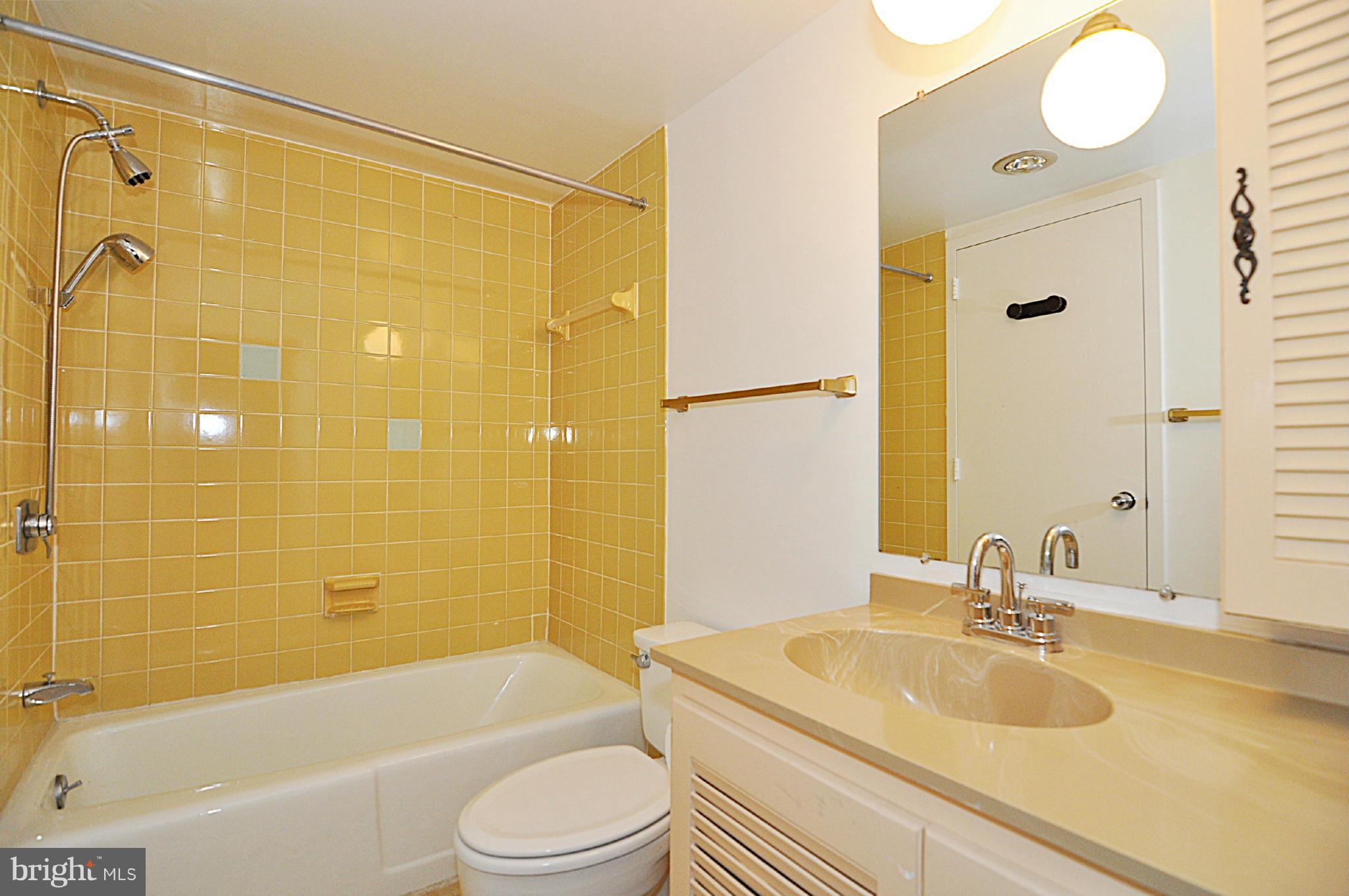 3800 Fairfax Dr #1601