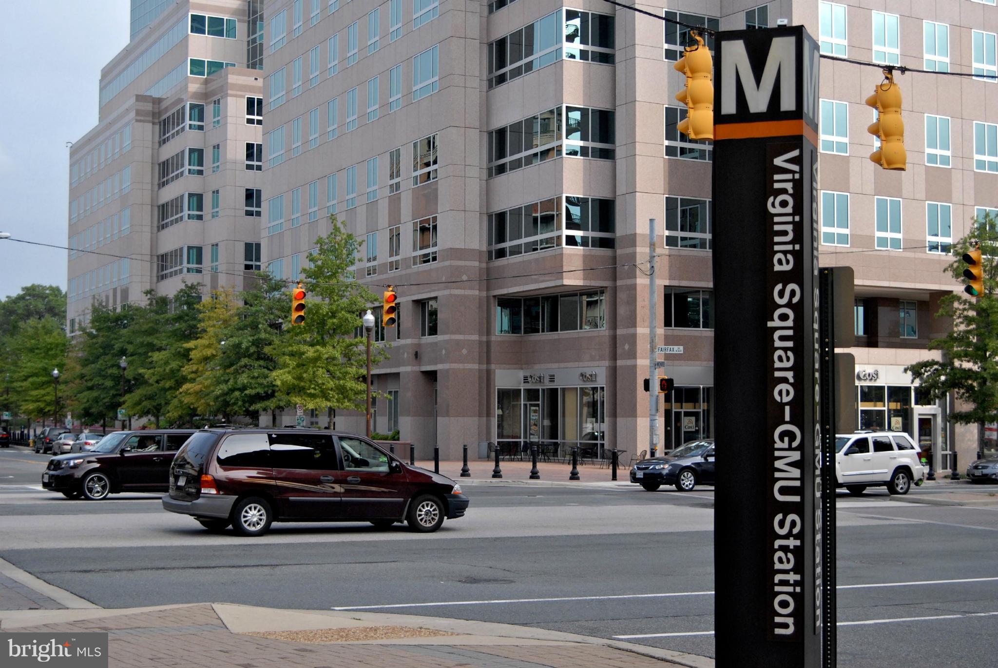 3800 Fairfax Dr #1601