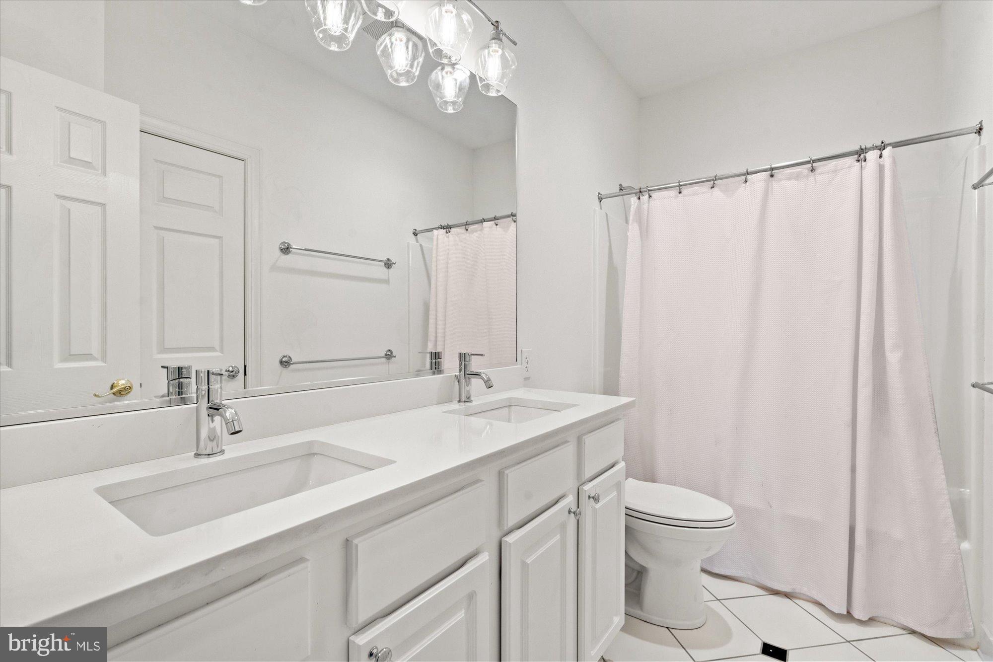 2622 CLARENDON BOULEVARD