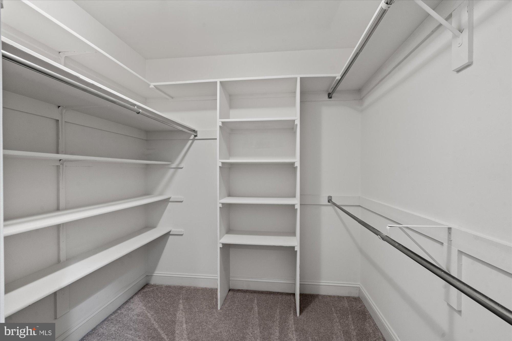 2622 CLARENDON BOULEVARD