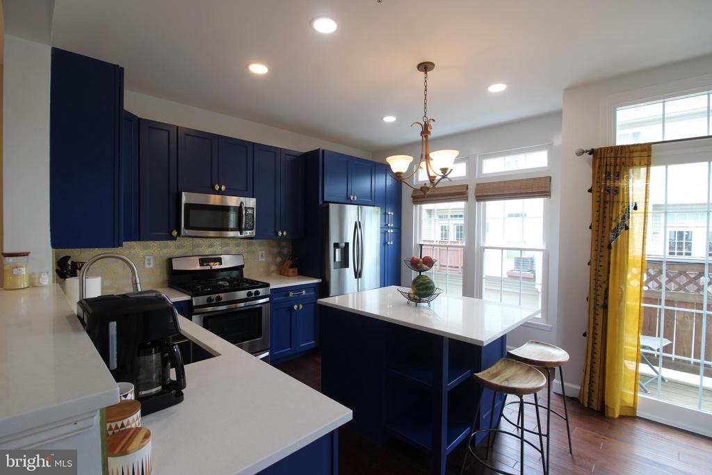 954 Harrison Cir