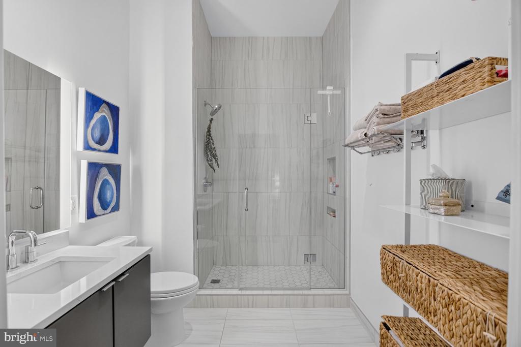 1312 KING STREET Unit: 103