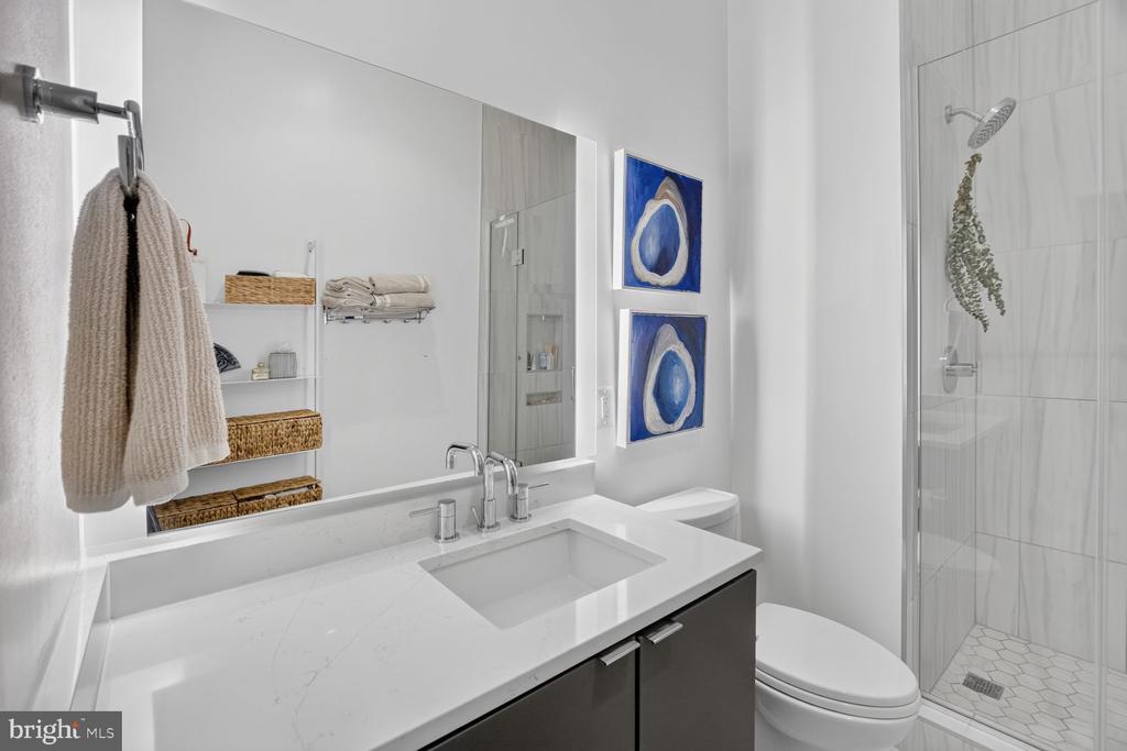 1312 KING STREET Unit: 103