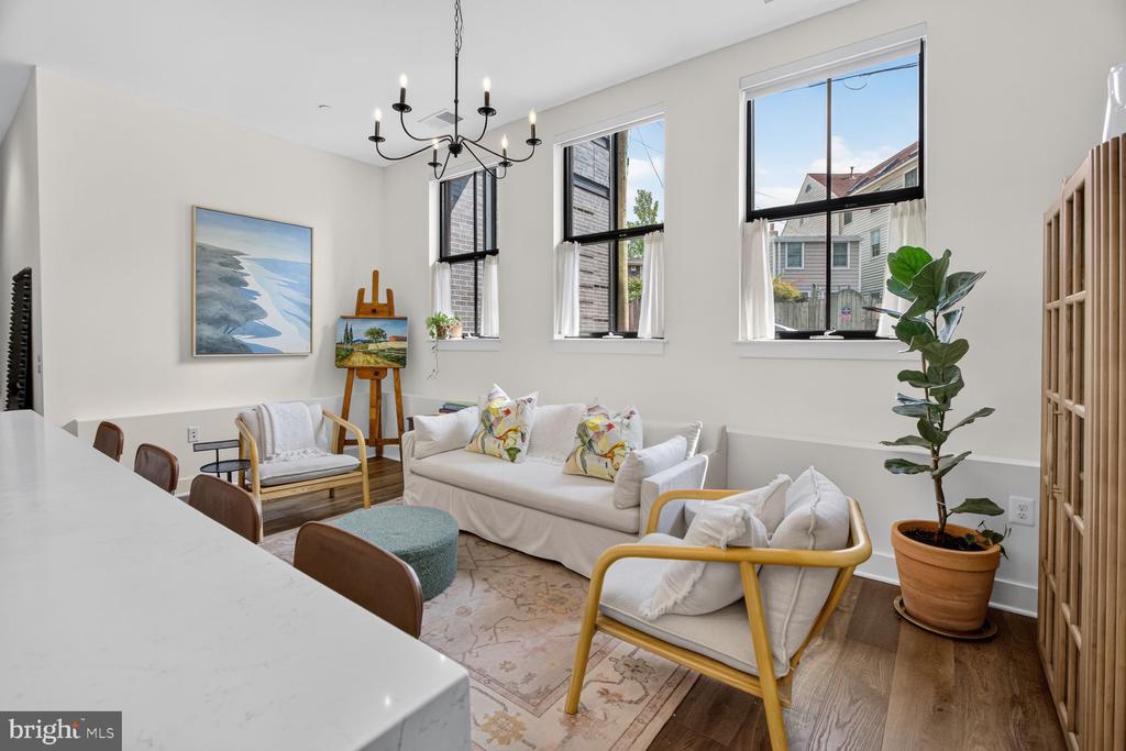 1312 KING STREET Unit: 103