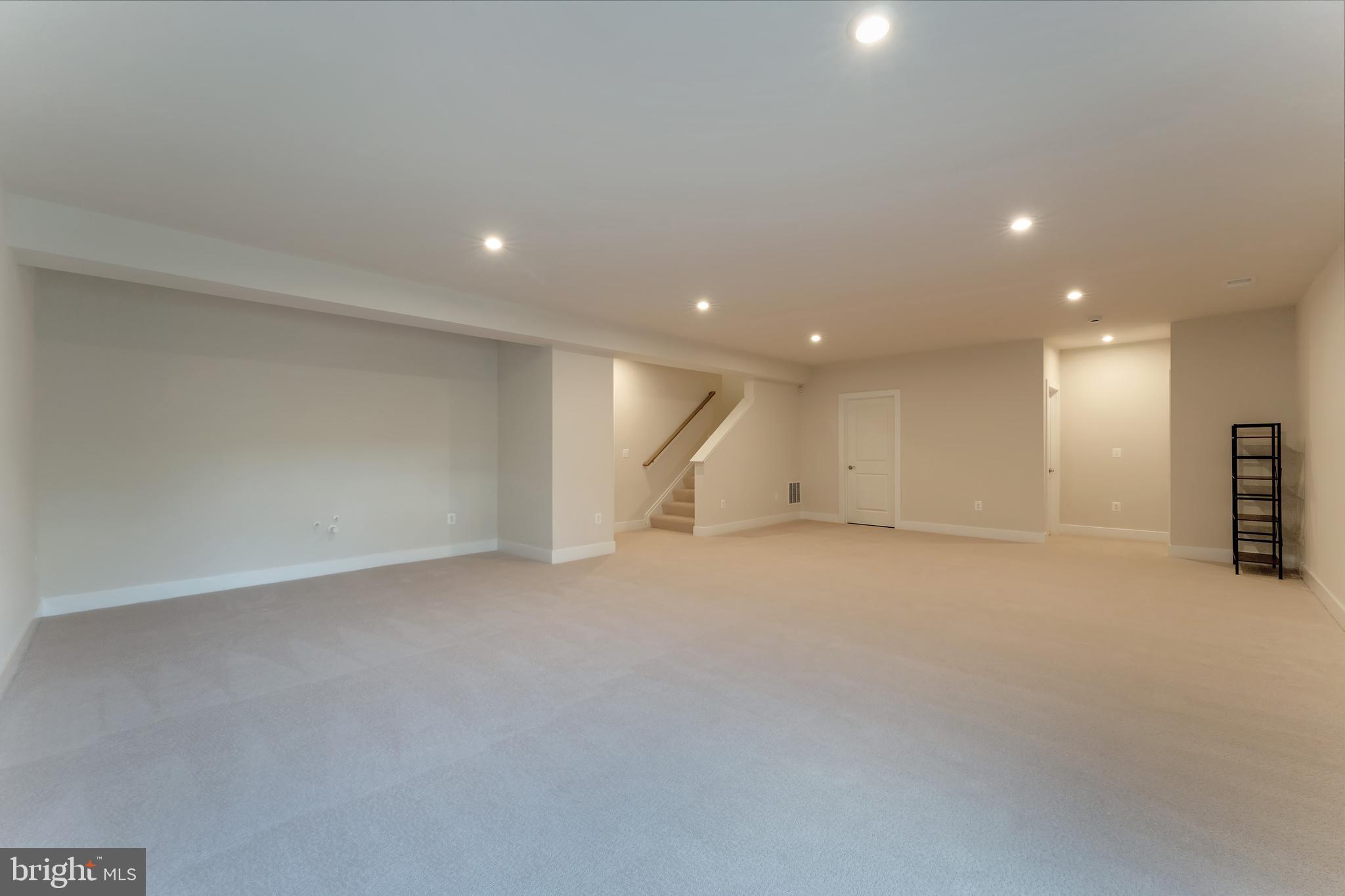 950 WARLANDER DRIVE SW