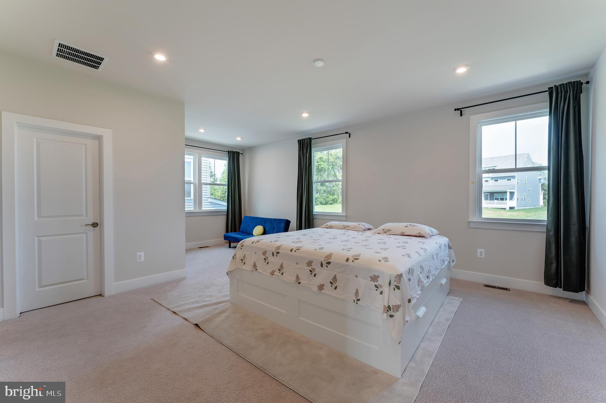 950 WARLANDER DRIVE SW