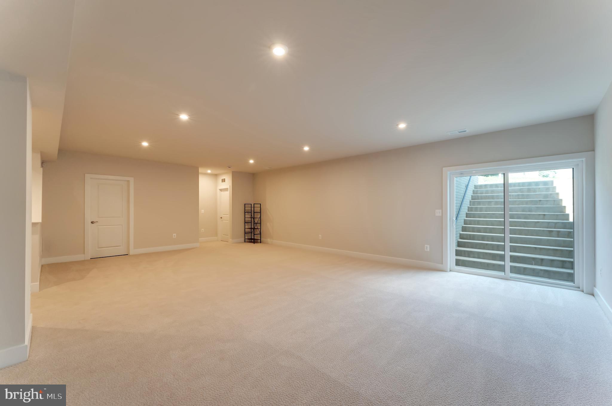 950 WARLANDER DRIVE SW