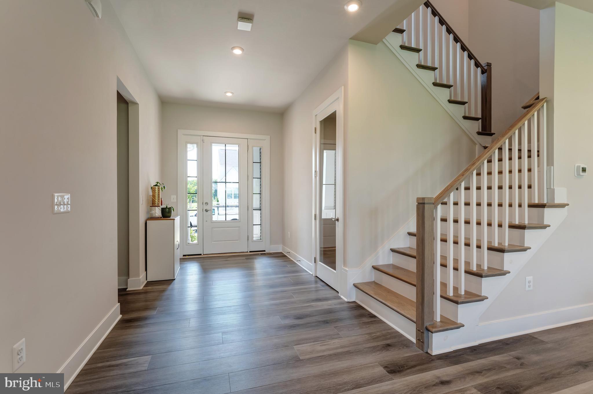 950 WARLANDER DRIVE SW