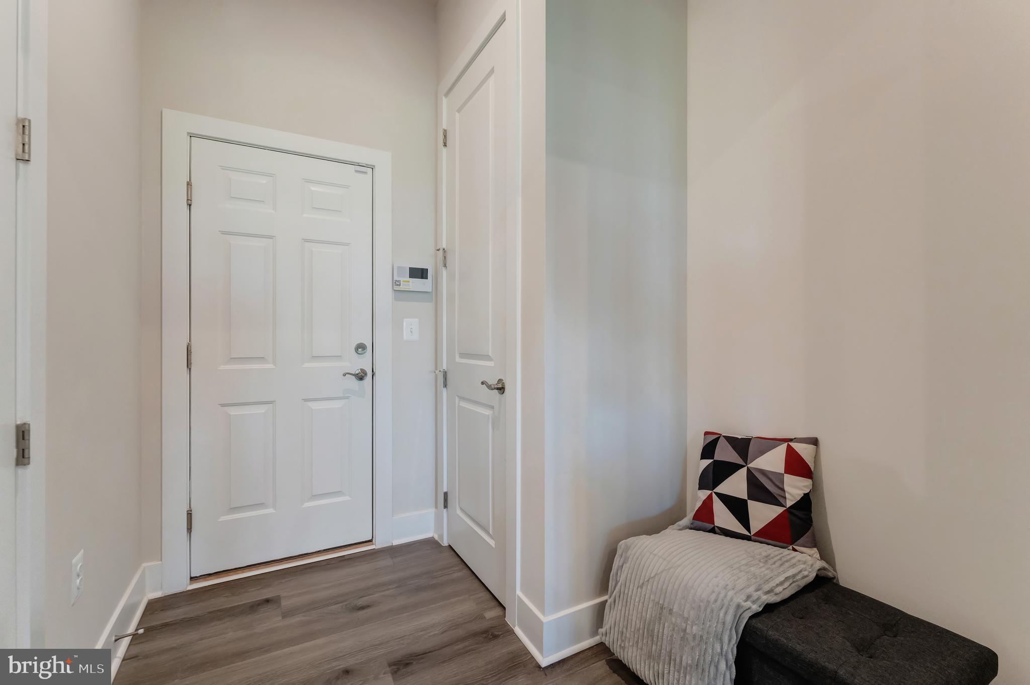 950 WARLANDER DRIVE SW