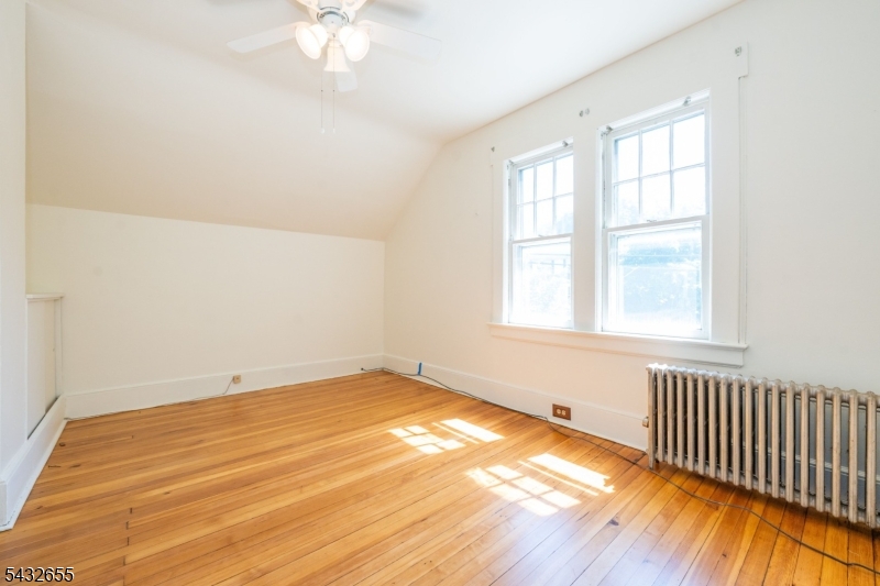 26 Cumberland Ave