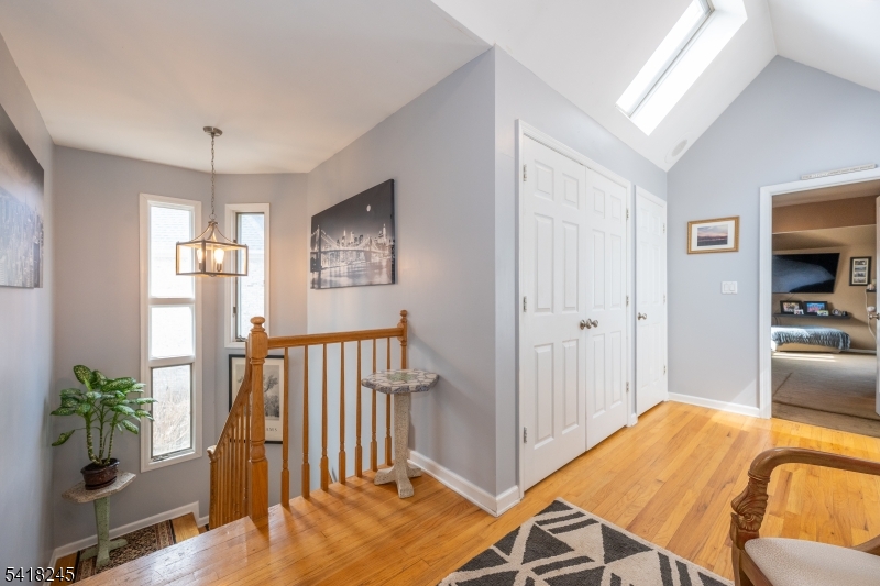 35 Turnberry Rd